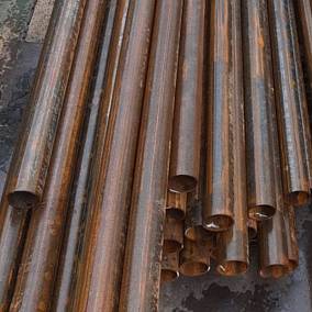 Купить трубу электросварную сталь 3 108x3.5 мм в Екатеринбурге