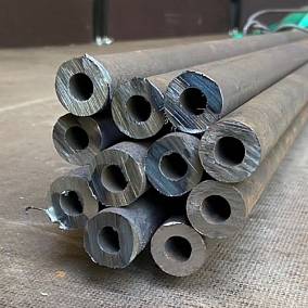 Купить трубу бесшовную сталь 20 25x5 мм в Екатеринбурге